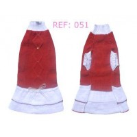 Vestido para perrita con cinta.