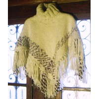 PONCHOS MODERNOS EN TELAR MANUAL