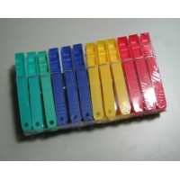 Percha plastico para ropa