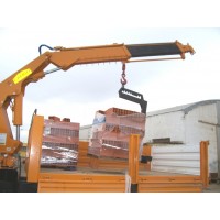GRUAS ARTICULADAS Y TANQUES